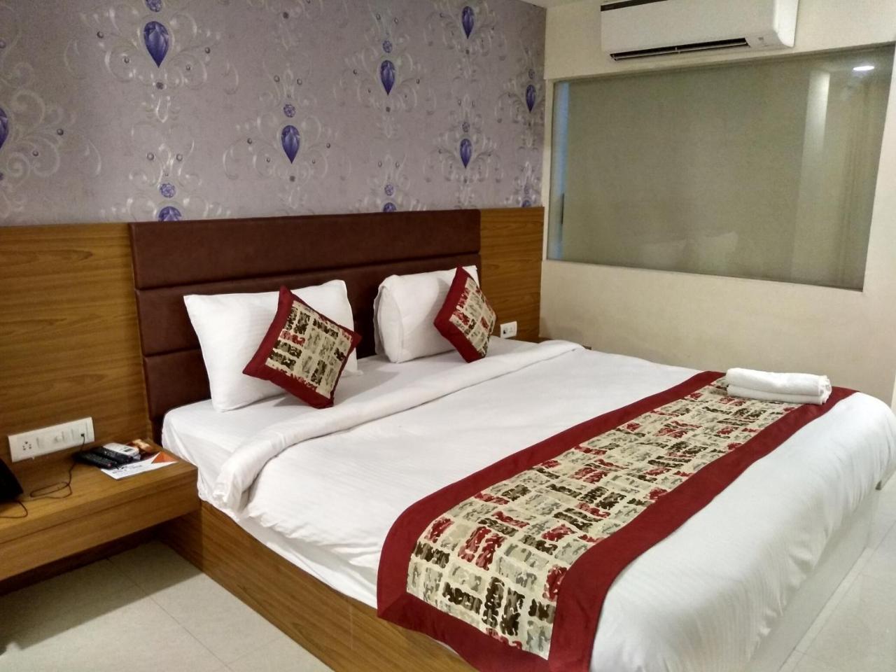 Hotel Airport D'Capitol นิวเดลี ภายนอก รูปภาพ